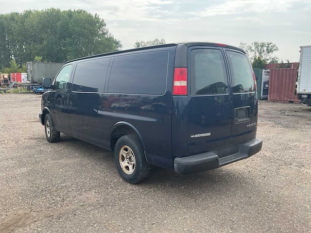 2005 chevrolet express personenauto - afbeelding 14 van  17