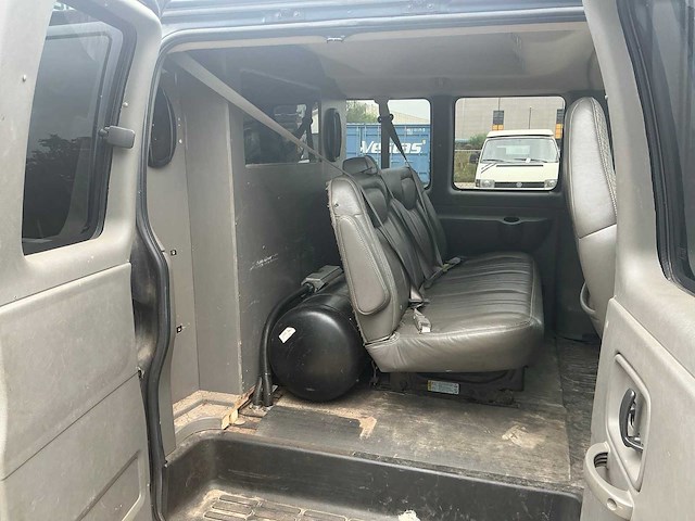 2005 chevrolet express personenauto - afbeelding 10 van  27