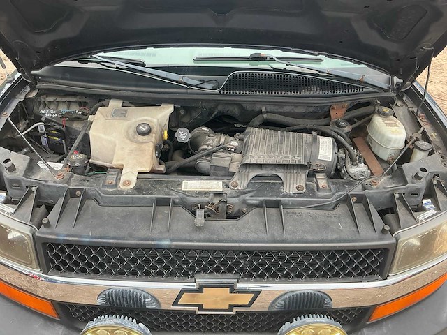 2005 chevrolet express personenauto - afbeelding 15 van  27