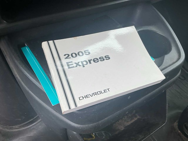 2005 chevrolet express personenauto - afbeelding 20 van  27