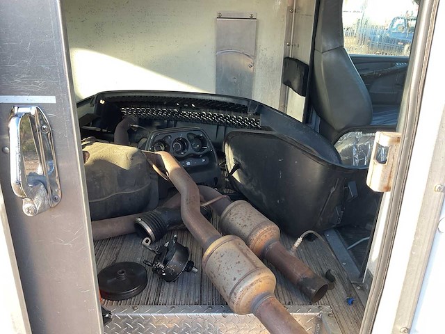 2005 chevrolet express van bedrijfswagen - afbeelding 19 van  19