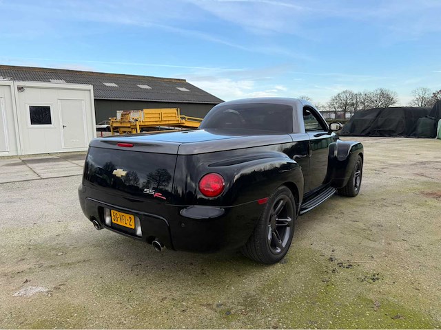 2005 chevrolet ssr personenauto - afbeelding 20 van  34