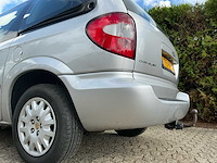 2005 chrysler voyager 3.3i v6 se luxe personenauto - afbeelding 8 van  27