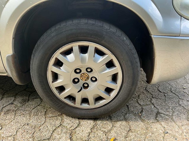 2005 chrysler voyager 3.3i v6 se luxe personenauto - afbeelding 27 van  27