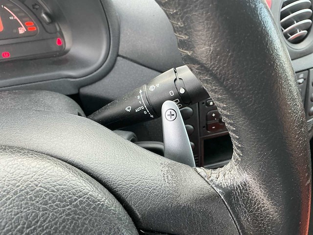 2005 citroen c2 1.4i ligne ambiance automaat - afbeelding 14 van  27