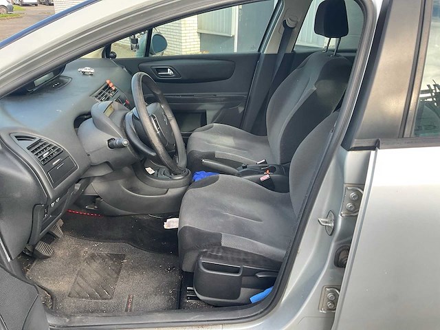 2005 citroen c4 1.6-16v l. prestige personenauto - afbeelding 2 van  26