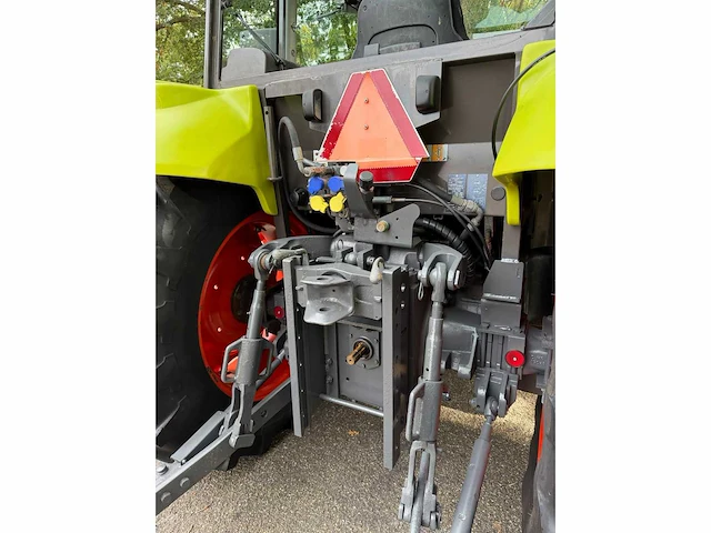 2005 claas celtis 426 rx voorlader vierwielaangedreven landbouwtractor - afbeelding 9 van  12