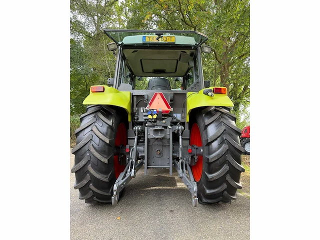 2005 claas celtis 426 rx voorlader vierwielaangedreven landbouwtractor - afbeelding 8 van  12