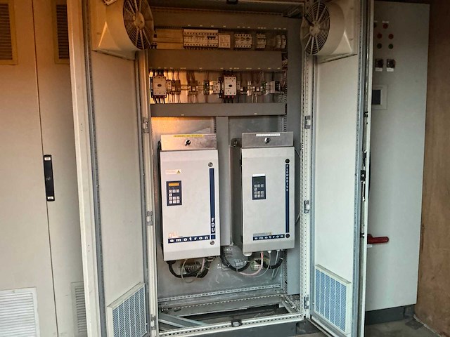 2005 container 10 ft. plc besturing 4x45kw - afbeelding 6 van  18