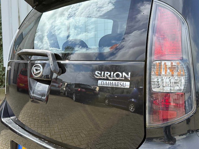 2005 daihatsu sirion 2 1.3-16v comfort personenauto - afbeelding 16 van  18