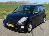 2005 daihatsu sirion 2 1.3-16v comfort personenauto - afbeelding 1 van  13