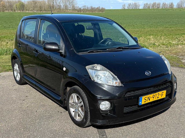 2005 daihatsu sirion 2 1.3-16v comfort personenauto - afbeelding 6 van  13