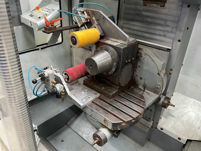 2005 deckel maho 35m verticale cnc -bewerkingscentrum - afbeelding 2 van  14