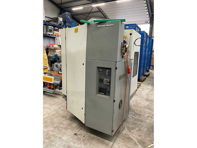 2005 deckel maho 35m verticale cnc -bewerkingscentrum - afbeelding 6 van  14