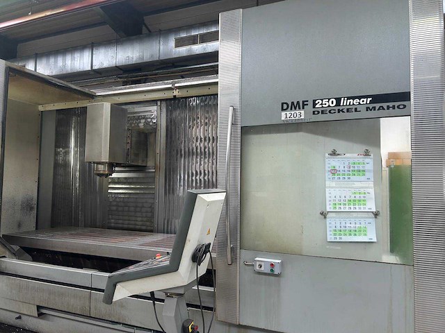 2005 deckel maho dmf 250 lineair cnc universeel machinecentrum - afbeelding 22 van  24