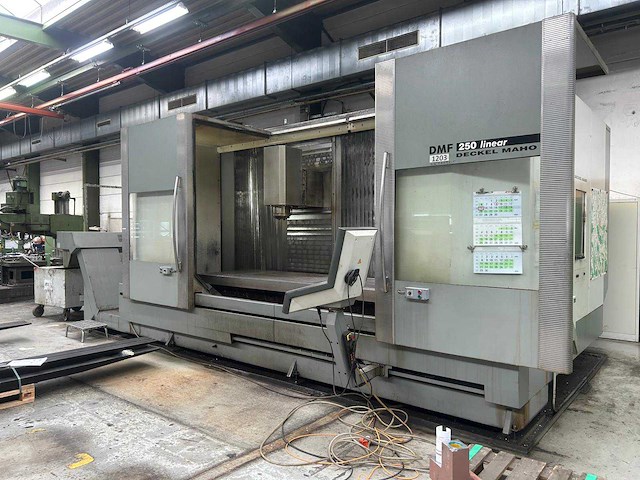 2005 deckel maho dmf 250 lineair cnc universeel machinecentrum - afbeelding 15 van  21