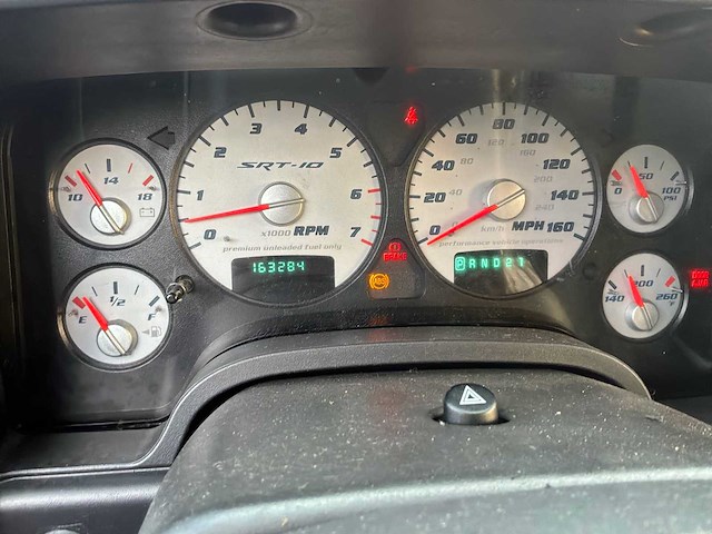 2005 dodge srt-10 personenauto - afbeelding 19 van  35