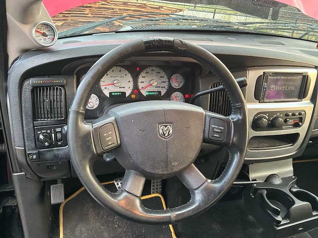 2005 dodge srt-10 personenauto - afbeelding 18 van  35