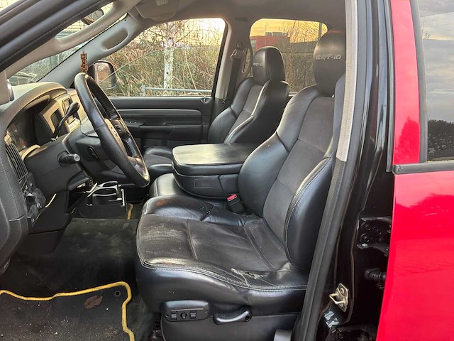2005 dodge srt-10 personenauto - afbeelding 16 van  35