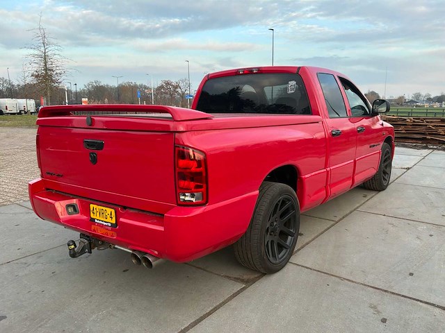2005 dodge srt-10 personenauto - afbeelding 32 van  35