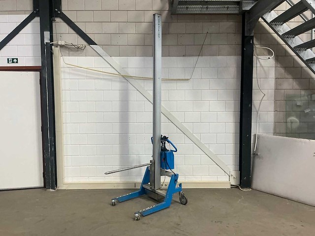 2005 elsto lift&drive 160p elektrische minilft - afbeelding 1 van  9