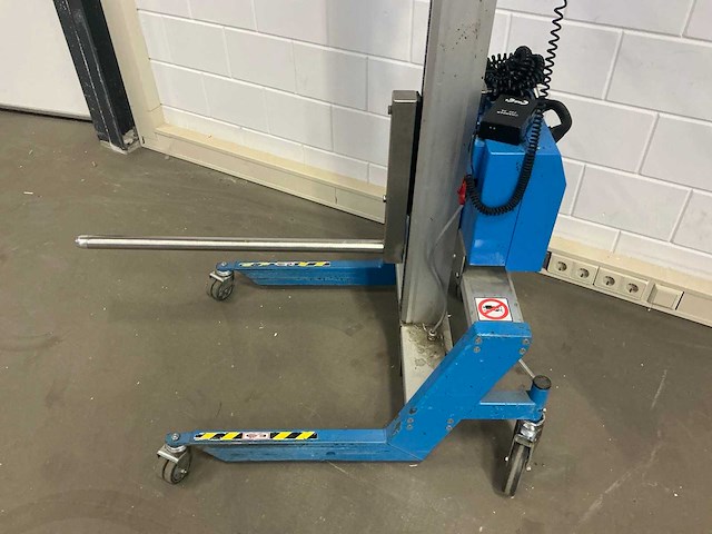 2005 elsto lift&drive 160p elektrische minilft - afbeelding 4 van  9