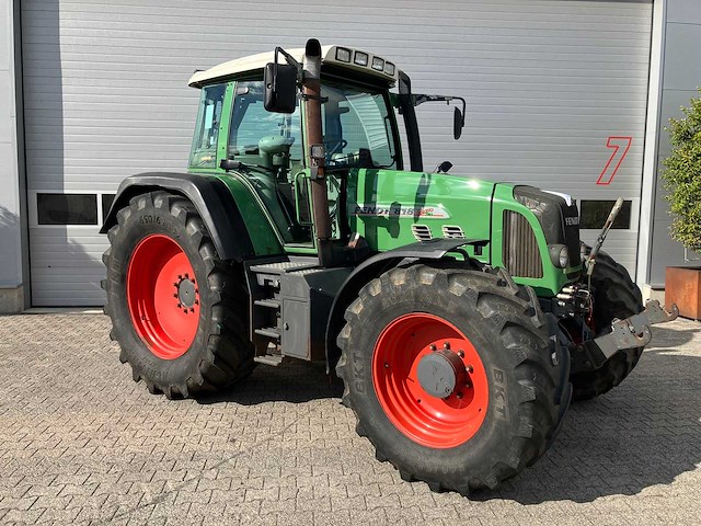 2005 fendt 818 vierwielaangedreven landbouwtractor - afbeelding 13 van  19