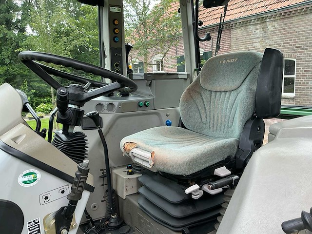 2005 fendt farmer 307 ci vierwielaangedreven landbouwtractor - afbeelding 23 van  35