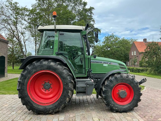 2005 fendt farmer 307 ci vierwielaangedreven landbouwtractor - afbeelding 6 van  35