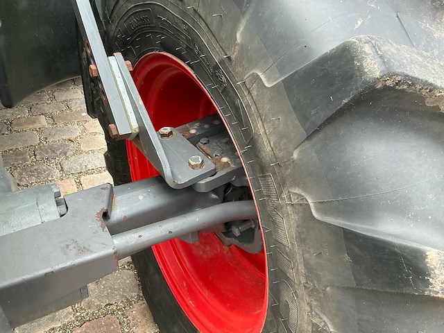 2005 fendt farmer 307 ci vierwielaangedreven landbouwtractor - afbeelding 9 van  35