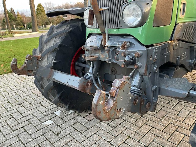 2005 fendt farmer 412 vario vierwielaangedreven landbouwtractor - afbeelding 13 van  40