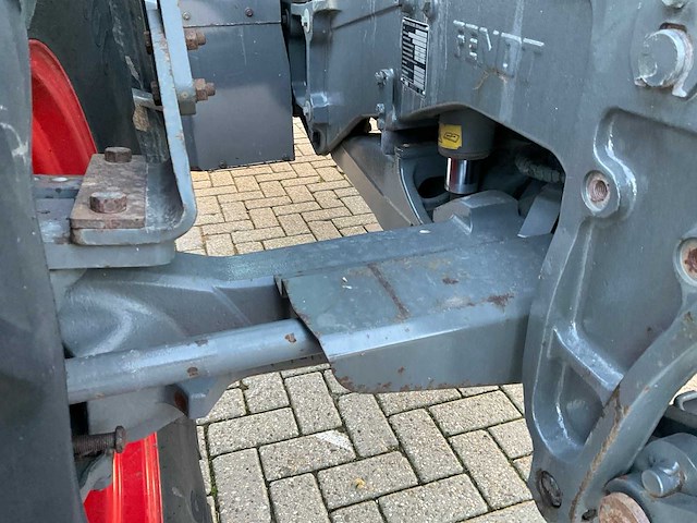 2005 fendt farmer 412 vario vierwielaangedreven landbouwtractor - afbeelding 17 van  40