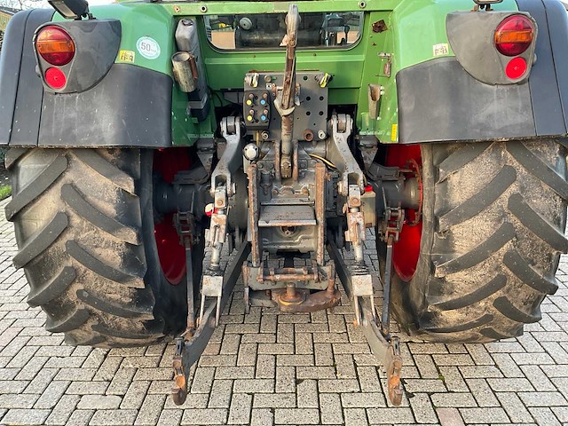 2005 fendt farmer 412 vario vierwielaangedreven landbouwtractor - afbeelding 16 van  40
