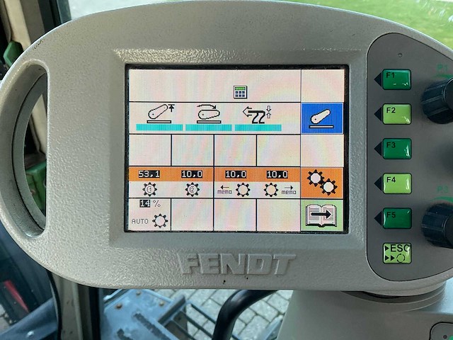 2005 fendt farmer 412 vario vierwielaangedreven landbouwtractor - afbeelding 28 van  40