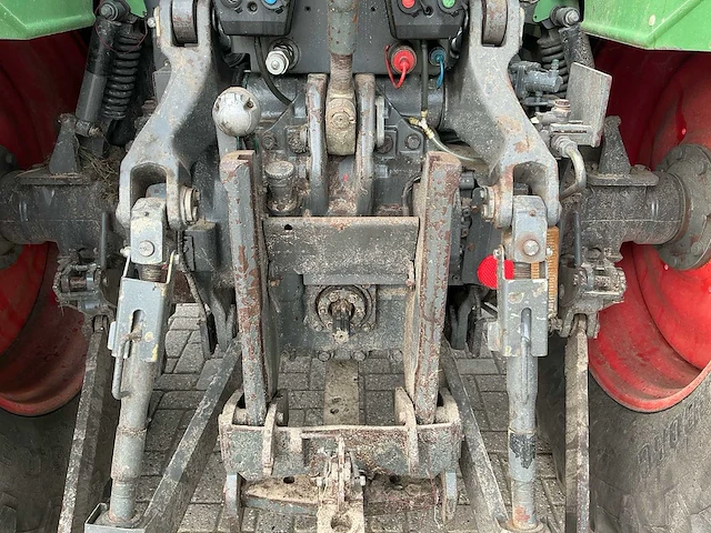 2005 fendt favorit 714 vario vierwielaangedreven landbouwtractor - afbeelding 10 van  34