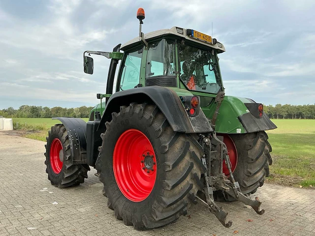 2005 fendt favorit 714 vario vierwielaangedreven landbouwtractor - afbeelding 23 van  34