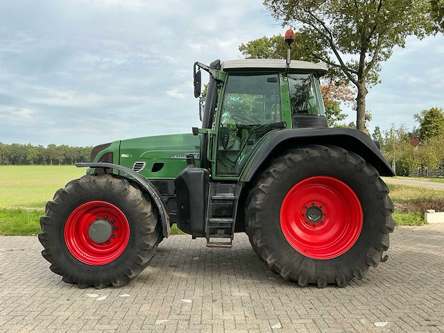 2005 fendt favorit 714 vario vierwielaangedreven landbouwtractor - afbeelding 12 van  34