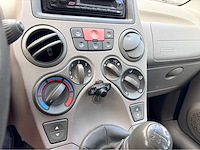 2005 fiat panda 1.2 dynamic personenauto - afbeelding 4 van  10