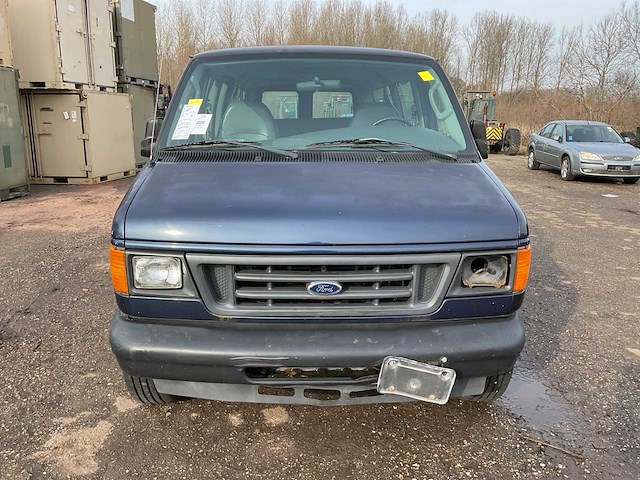 2005 ford e-150 xl bus - afbeelding 11 van  11