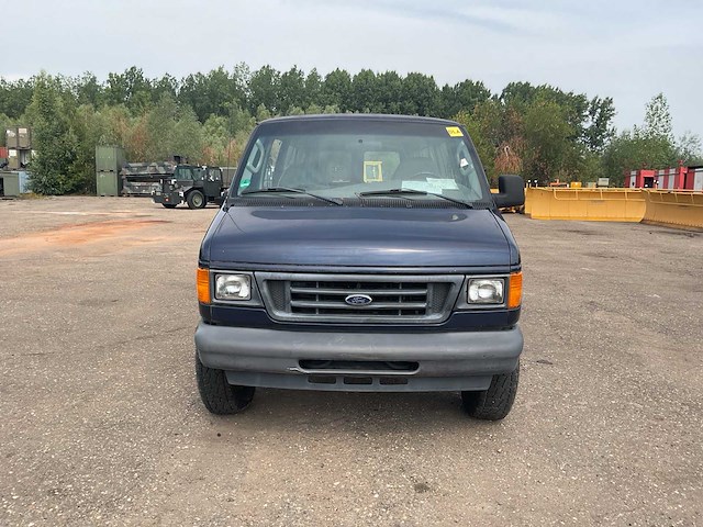 2005 ford e-350 xl super duty personenauto - afbeelding 12 van  18