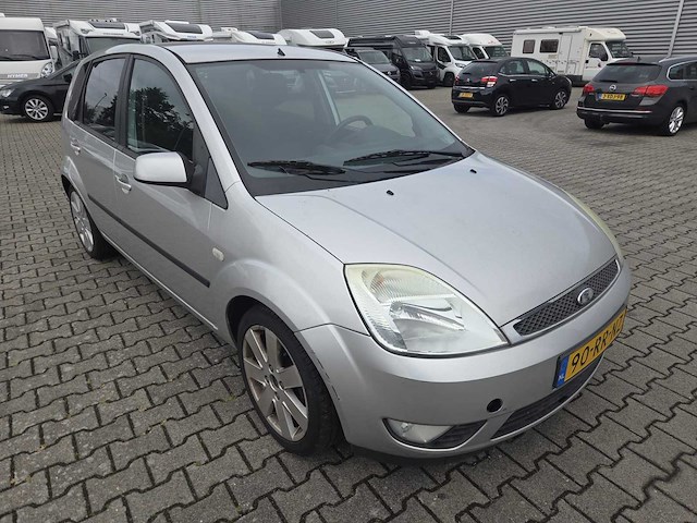 2005 ford fiesta 1.3 futura personenauto - afbeelding 2 van  5