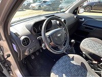 2005 ford fusion 1.4-16v trend personenauto - afbeelding 4 van  32
