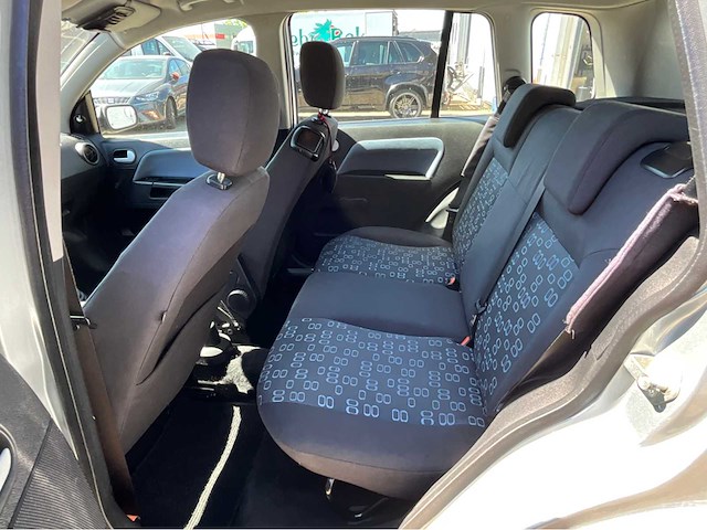 2005 ford fusion 1.4-16v trend personenauto - afbeelding 13 van  32