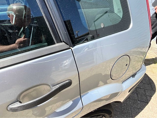 2005 ford fusion 1.4-16v trend personenauto - afbeelding 19 van  32