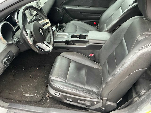 2005 ford mustang 4.0 v6 cabriolet - afbeelding 4 van  38