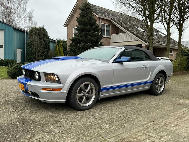 2005 ford mustang 4.0 v6 cabriolet - afbeelding 1 van  38