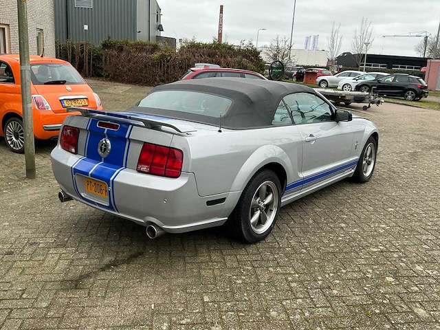 2005 ford mustang 4.0 v6 cabriolet - afbeelding 34 van  38