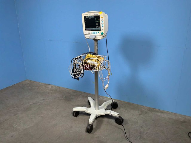 2005 ge f-fm-0p patiëntmonitor - afbeelding 1 van  8