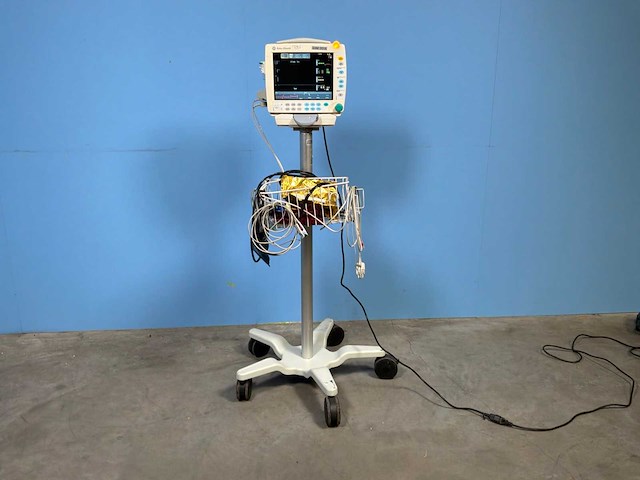 2005 ge f-fm-0p patiëntmonitor - afbeelding 2 van  8
