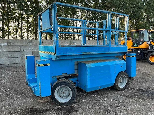 2005 genie gs-2668 rt hoogwerker - afbeelding 1 van  24